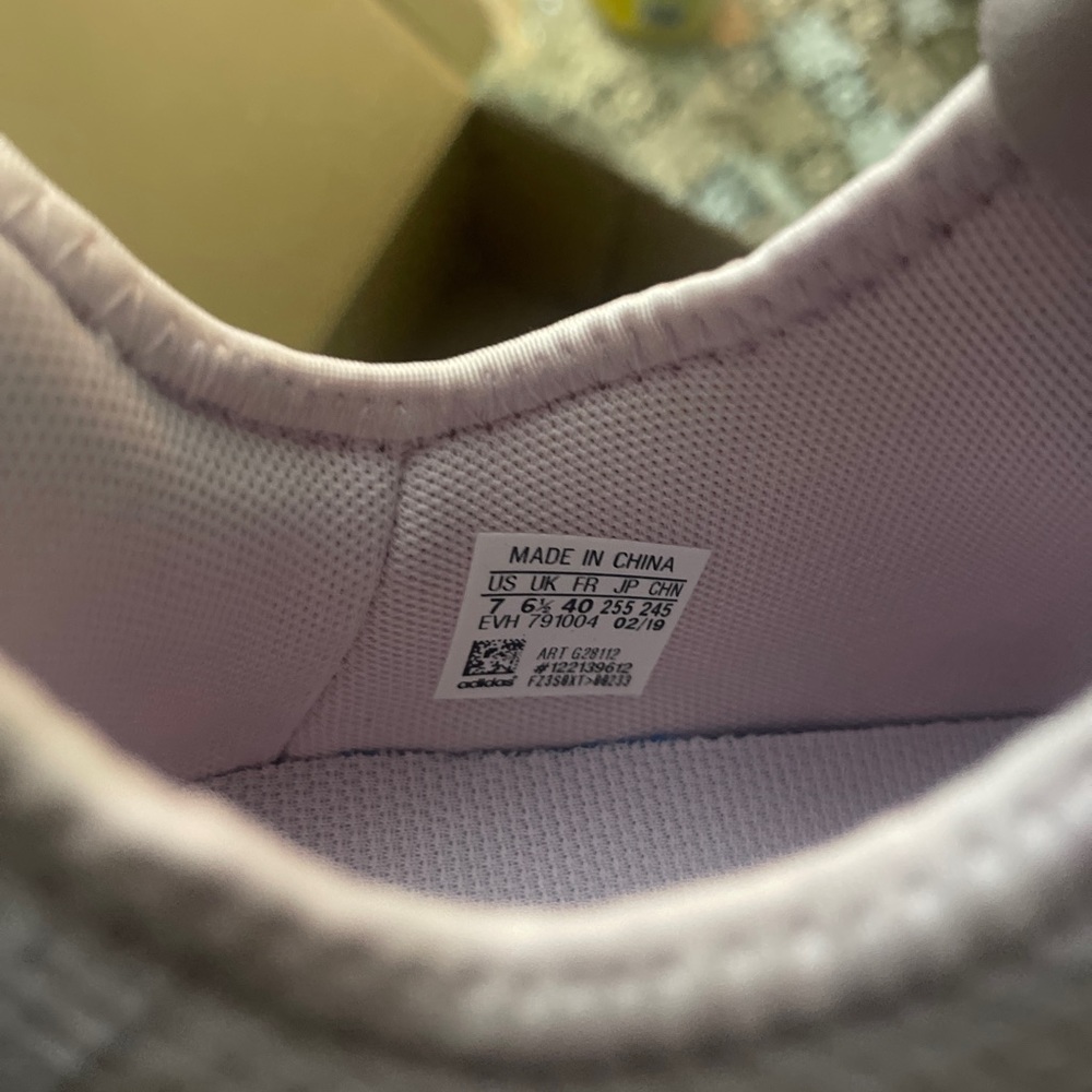 BN Adidas U Path RUN - Picture 3 of 4